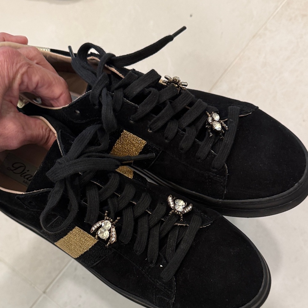 Black and Gold Women's Athletic Shoes with Bee Accent